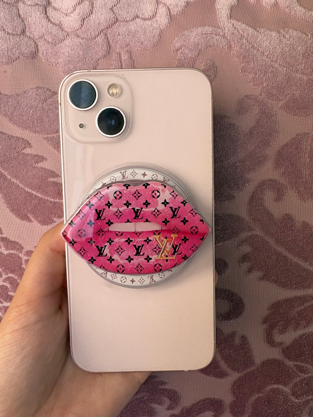 Pink kiss
