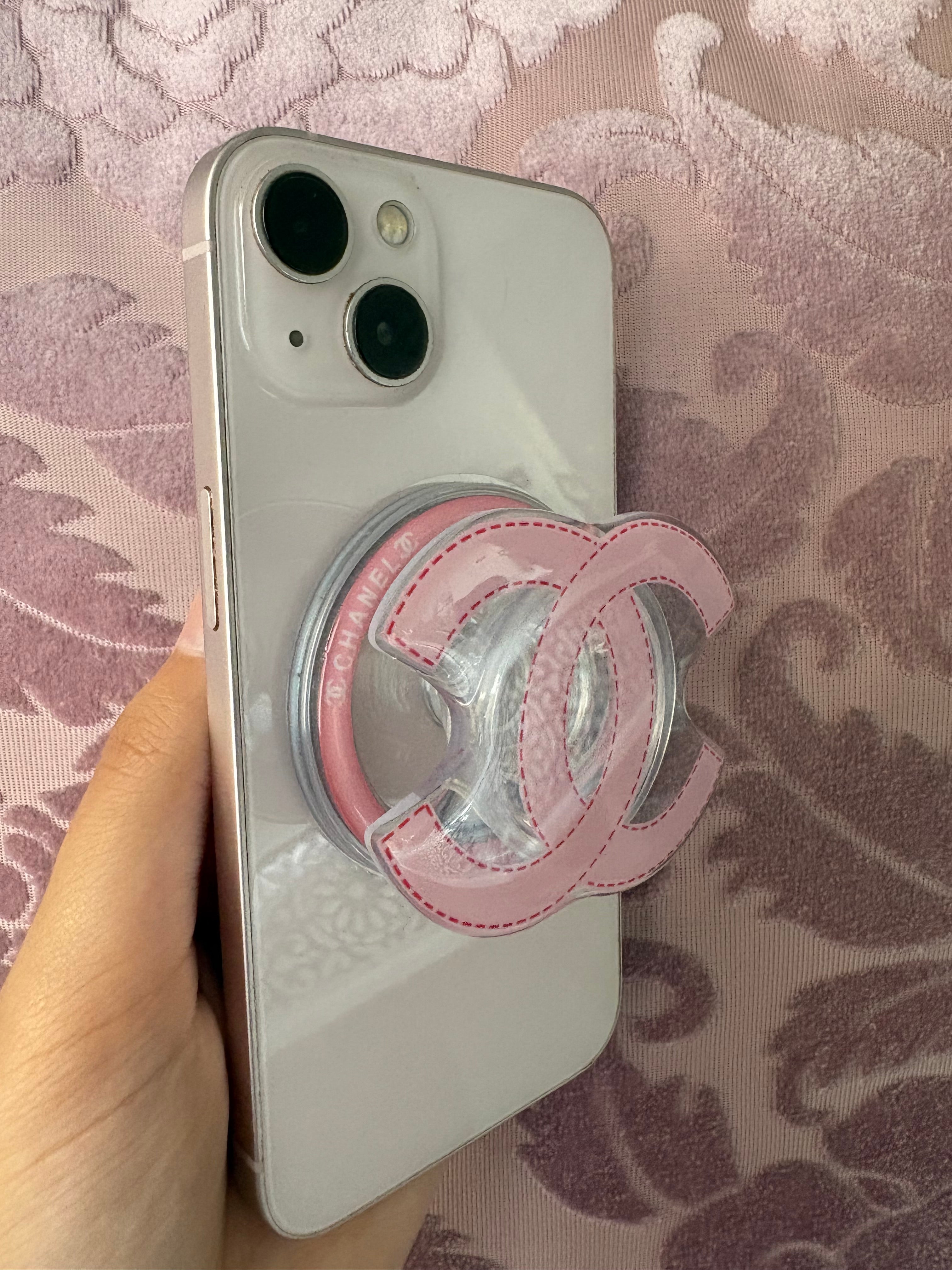 Chanel rose