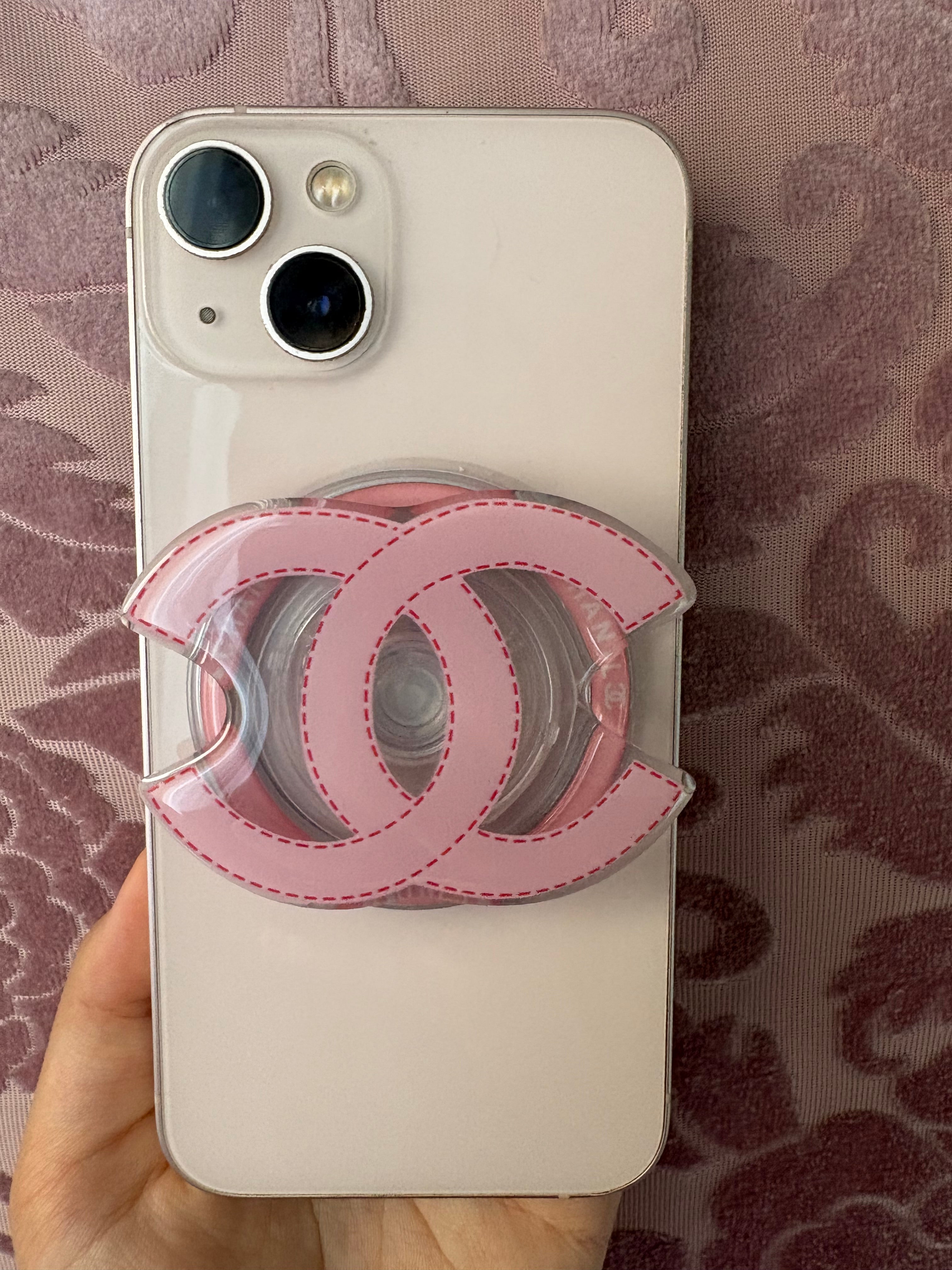 Chanel rose