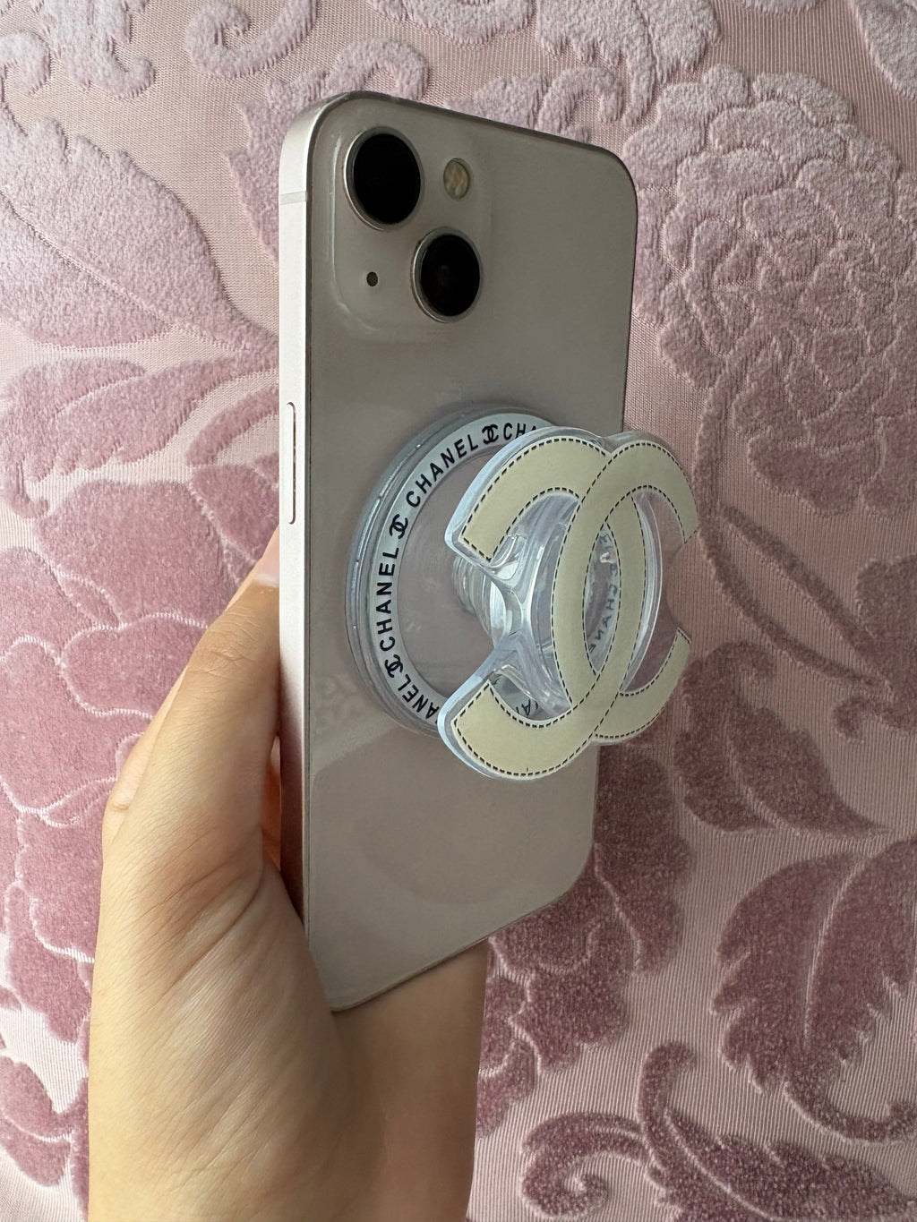 White Chanel