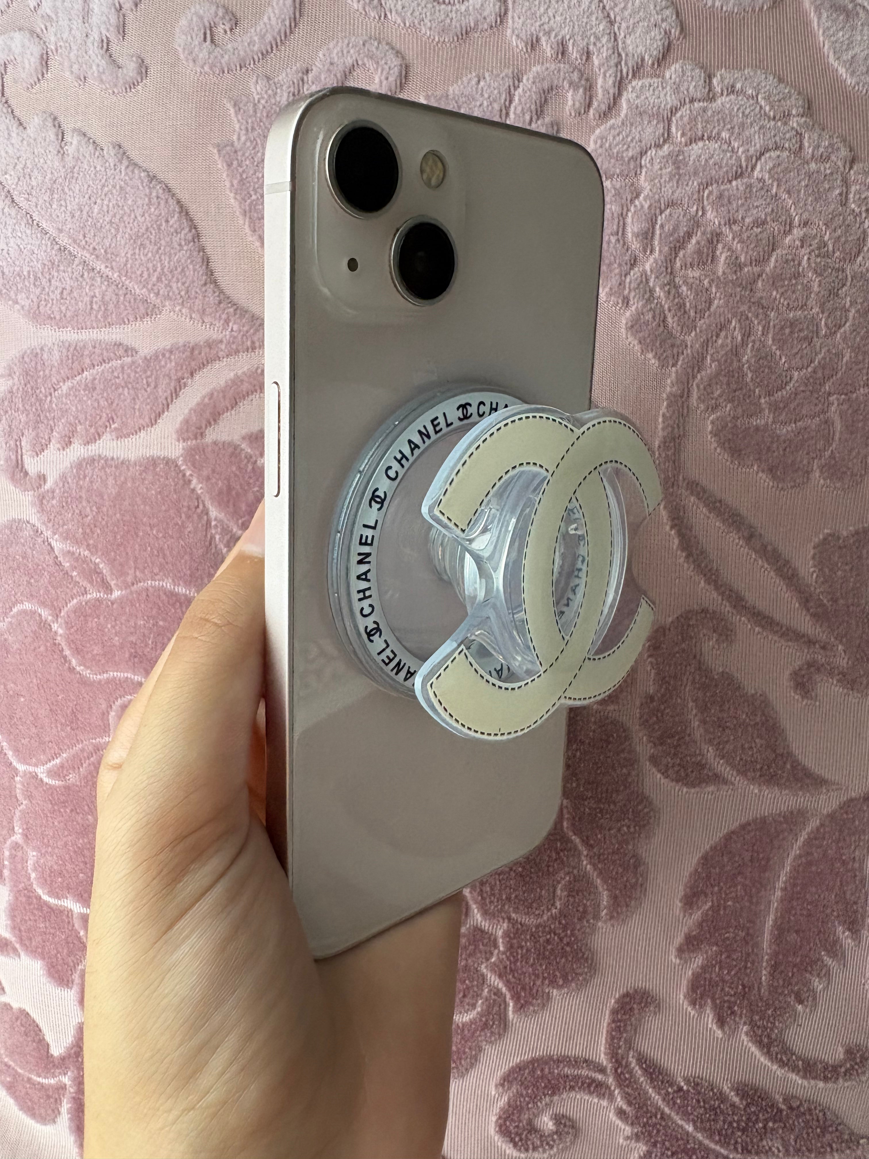 White Chanel